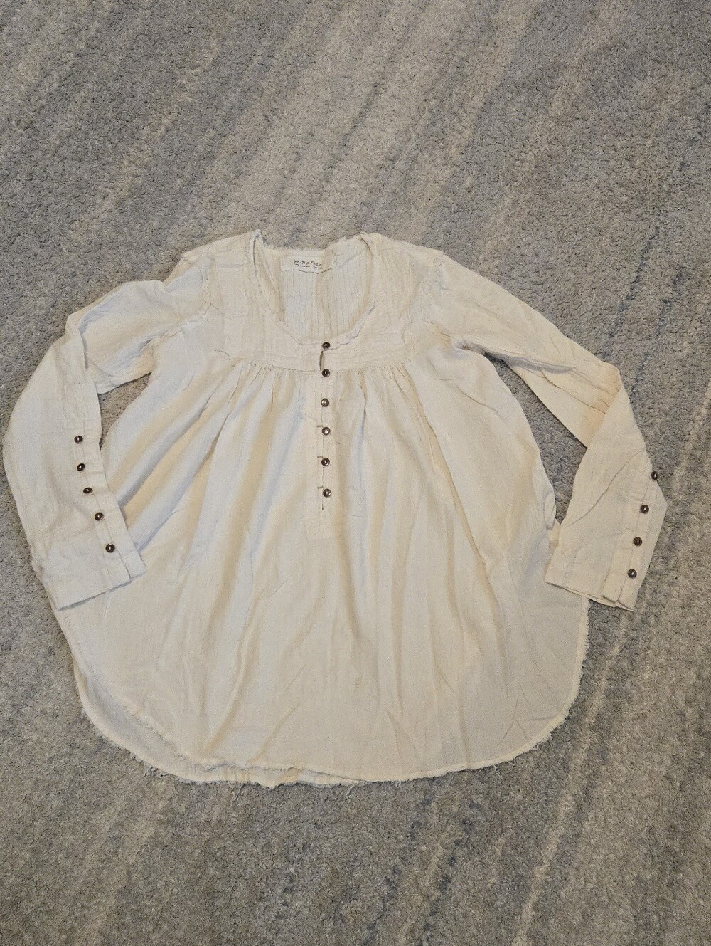 We The Free People Size L Ivory Cream Cotton Gauze Tunic Henley Blouse Raw Hem S